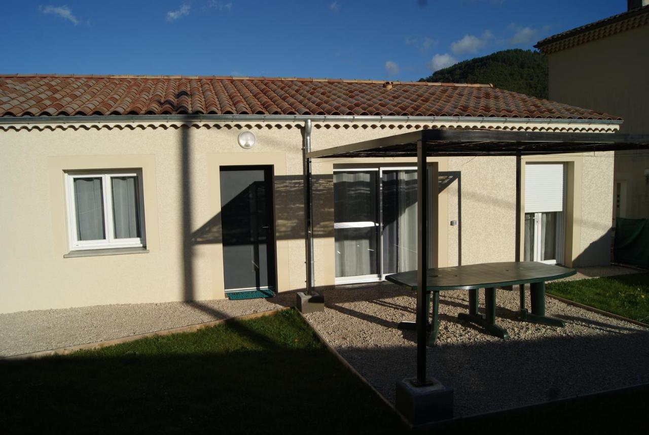 Gite La Dolce Vita Les Ollieres-sur-Eyrieux Ngoại thất bức ảnh